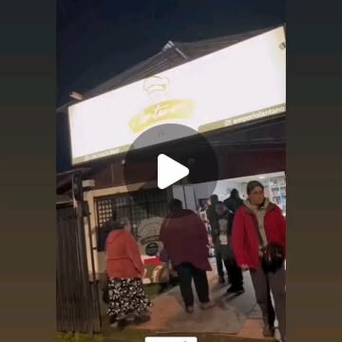 Entrada del Emporio Lantaño